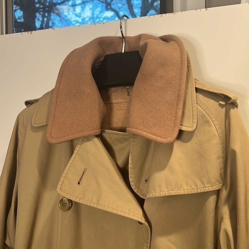 Vintage XL Burberry Mens Trench w/Full Wool Lining and Collar - Picture 3 of 16